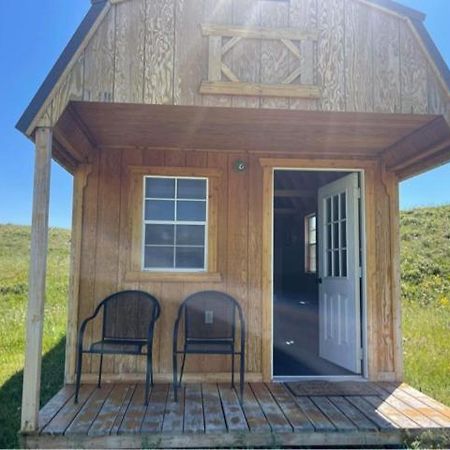 Montana Old West Cabins Pensionat Babb Eksteriør billede