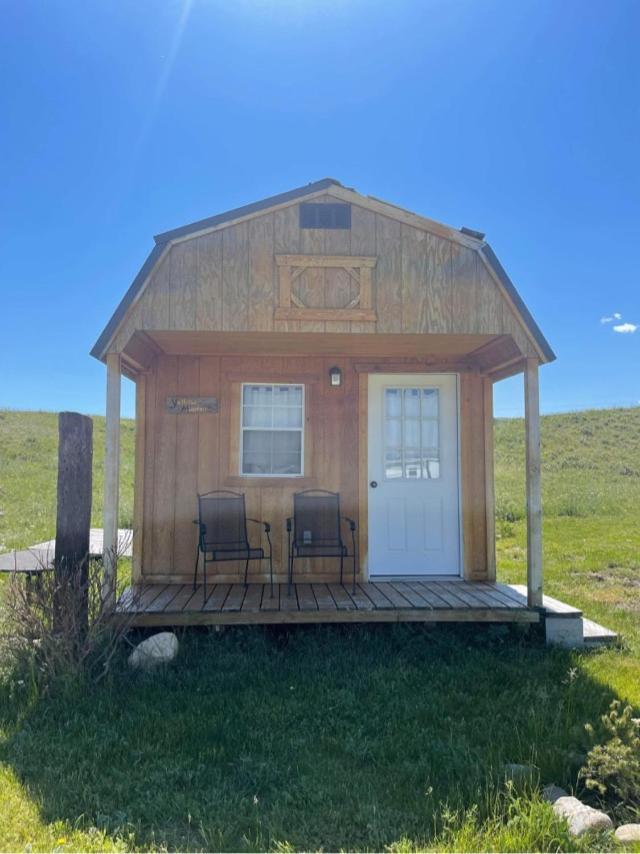 Montana Old West Cabins Pensionat Babb Eksteriør billede