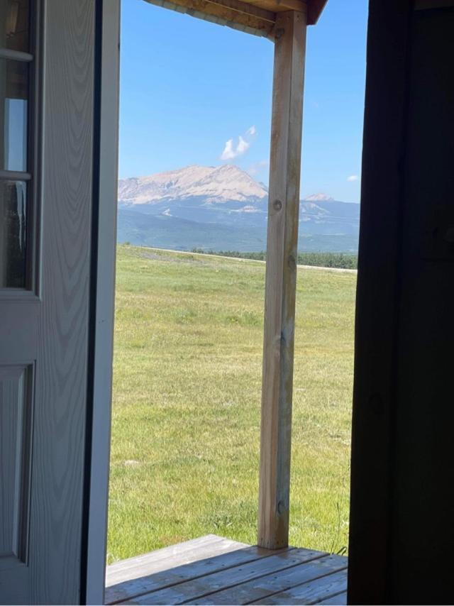 Montana Old West Cabins Pensionat Babb Eksteriør billede